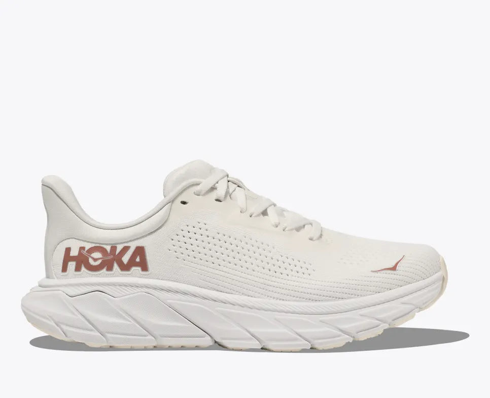 WOMEN HOKA ARAHI 7